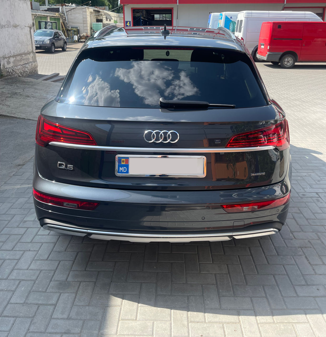 Автомобиль AUDI Q5 купить в Молдове, Кишиневе - catollux.md