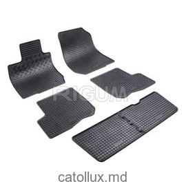 Резиновые коврики RIGUM для Dacia Logan 7m 07 