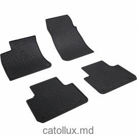 Covoraș de cauciuc auto pentru interior Rigum  VW Touareg /Porsche Cayenne 18 