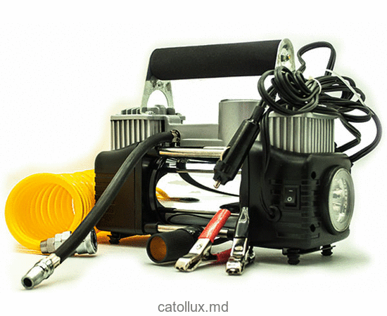 Компрессор автомобильный FY-133 (2 цилиндра) с фонарем 