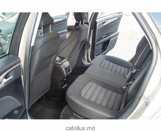 Ford Fusion 2018 года 