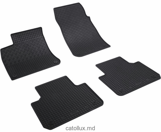 Covoraș de cauciuc auto pentru interior Rigum  VW Touareg /Porsche Cayenne 18 
